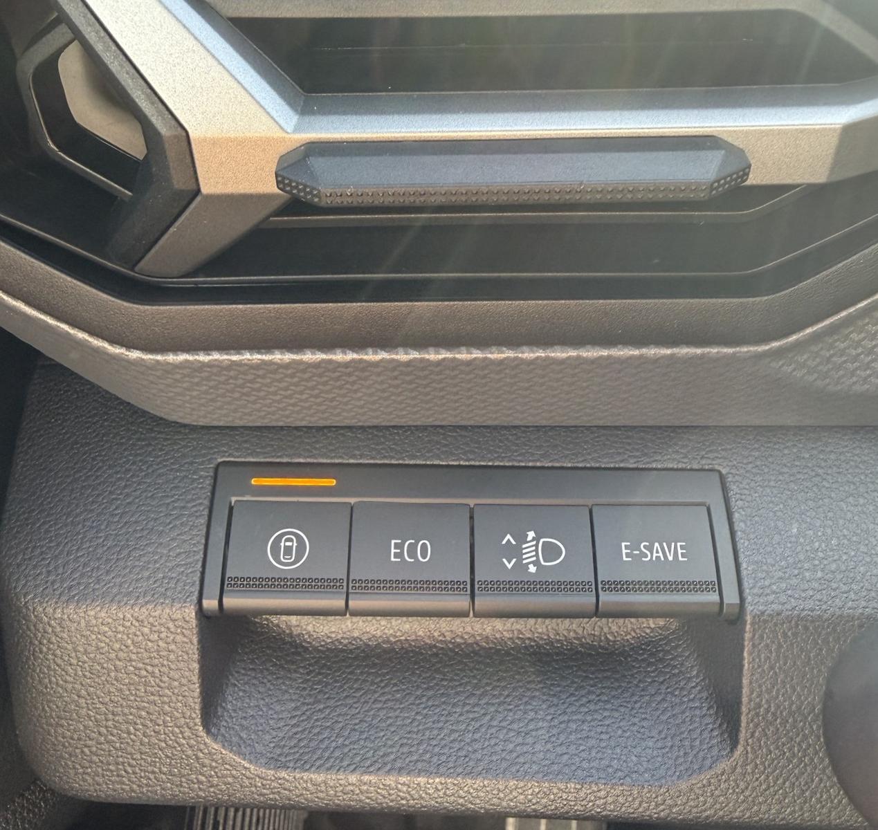 Dacia Duster Hybrid 155 Journey Winter Plus Nav SOFORT