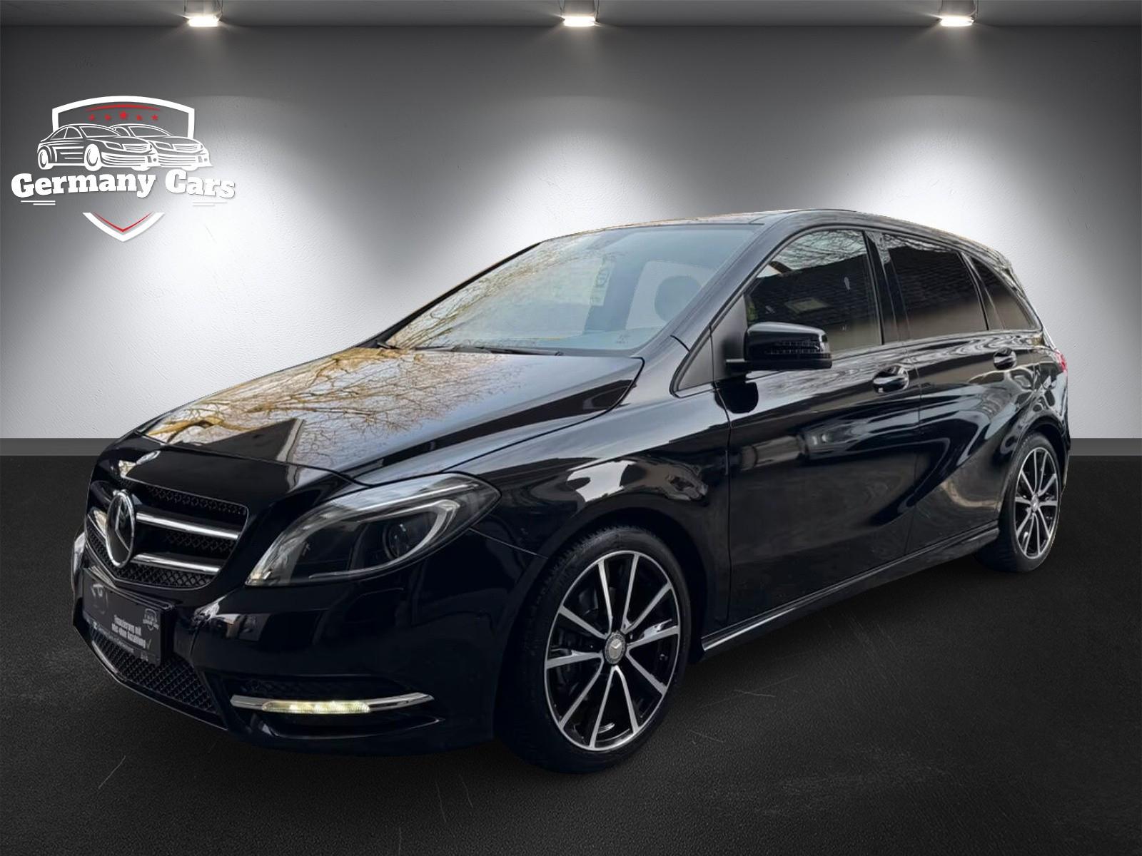 Mercedes-Benz B180 Benzin.Automatik+Totwinkel+Panorama+Tüv Neu