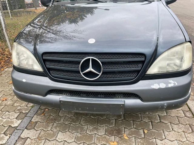 Mercedes-Benz Mercedes benz ML320