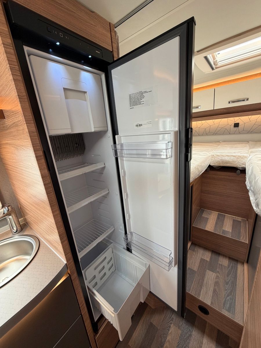 Fahrzeugabbildung Weinsberg CaraCompact Edition Pepper 600 MEG AT