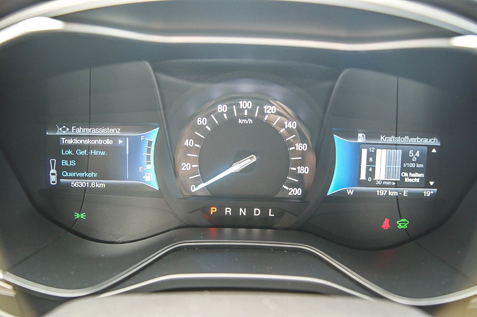 Fahrzeugabbildung Ford Mondeo Turnier 2.0 Hybrid Vignale 1.HAND ANHÄNZV