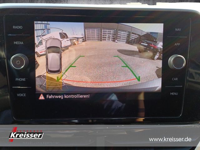 T-Roc 1.5 TSI R-Line DSG/IQ.LIGHT/AHK/NAVI/SHZ