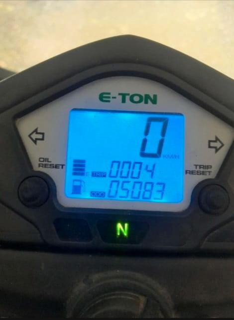 E-Ton  2006 — салон