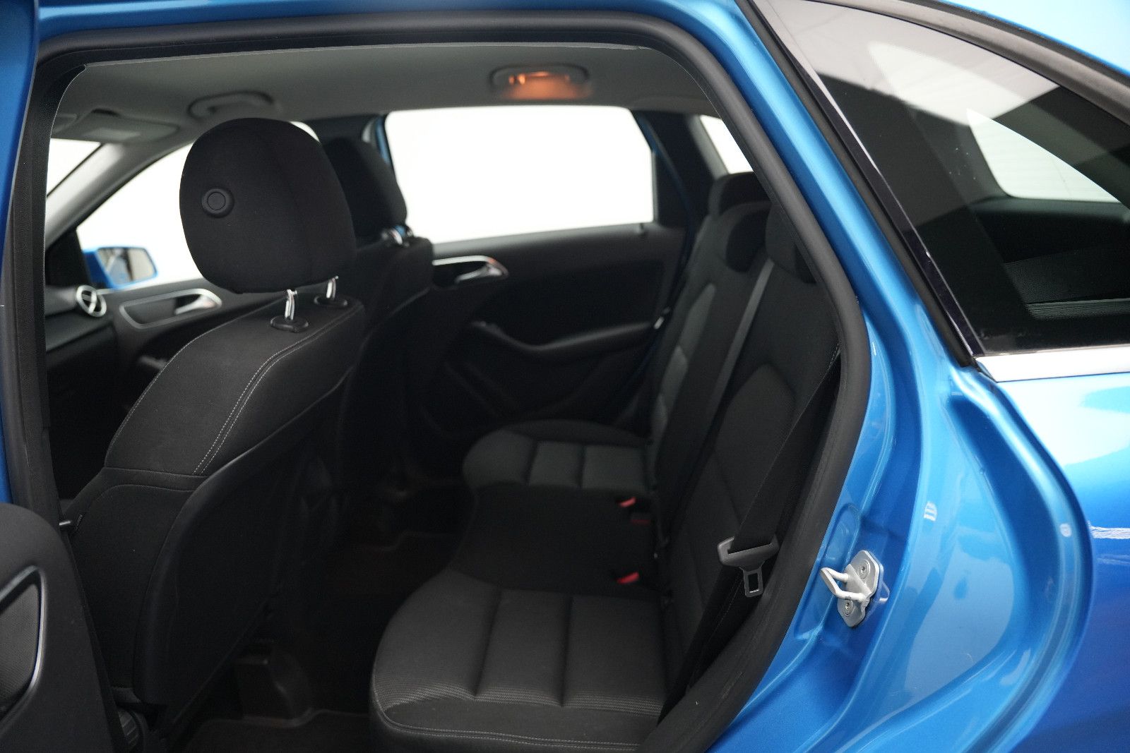 Fahrzeugabbildung Mercedes-Benz B 180 CDI/Edition E/Navigation/SHZ/MFL/ALU/