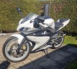 Yamaha YZF-R125 C - YAMAHA 2010 YZF R1