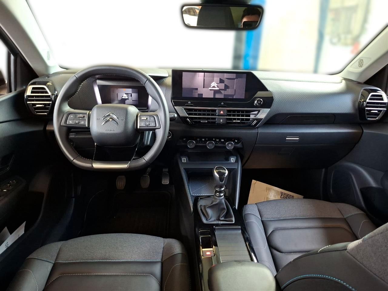 Fahrzeugabbildung Citroën C4 Lim. 1.2T MAX NAVI/LED/KAMERA/VIRT./SHZ/HUD