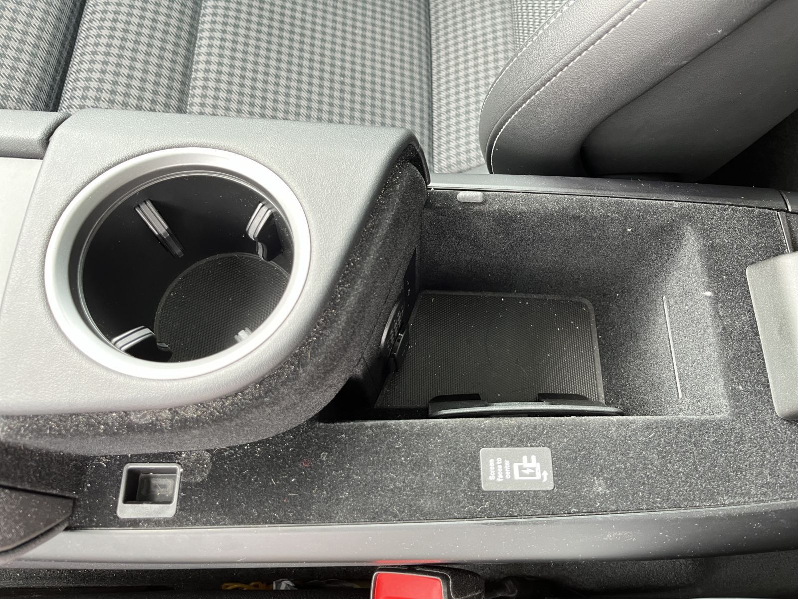 Porsche Taycan - Bild 24