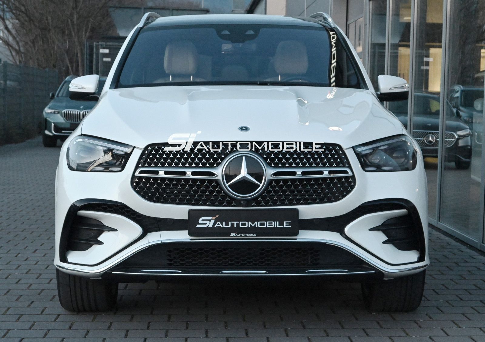 Fahrzeugabbildung Mercedes-Benz GLE 450 d 4M. AMG PREMIUM+ °UVP 147.923€°E-BODY°