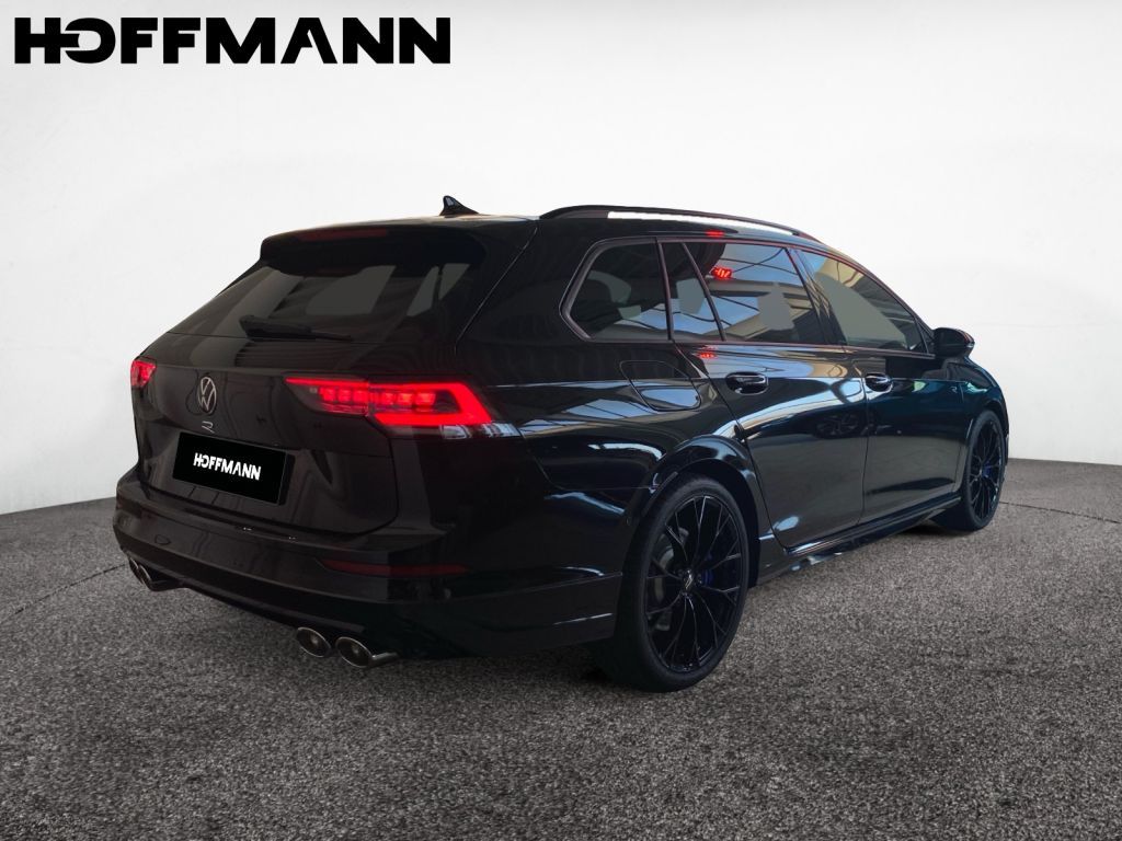 Fahrzeugabbildung Volkswagen Golf Variant R Black Style Harman Carbon VMax270