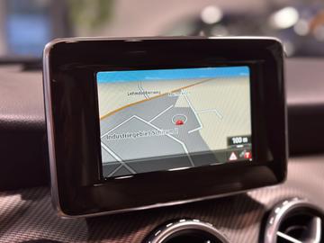 2014 Mercedes-BENZ GLA 缩略图 28