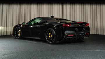 2021 Ferrari SF90 照片 8
