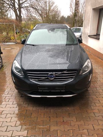 Volvo VOLVO XC60 D5 AWD Summum 5 Zylinder