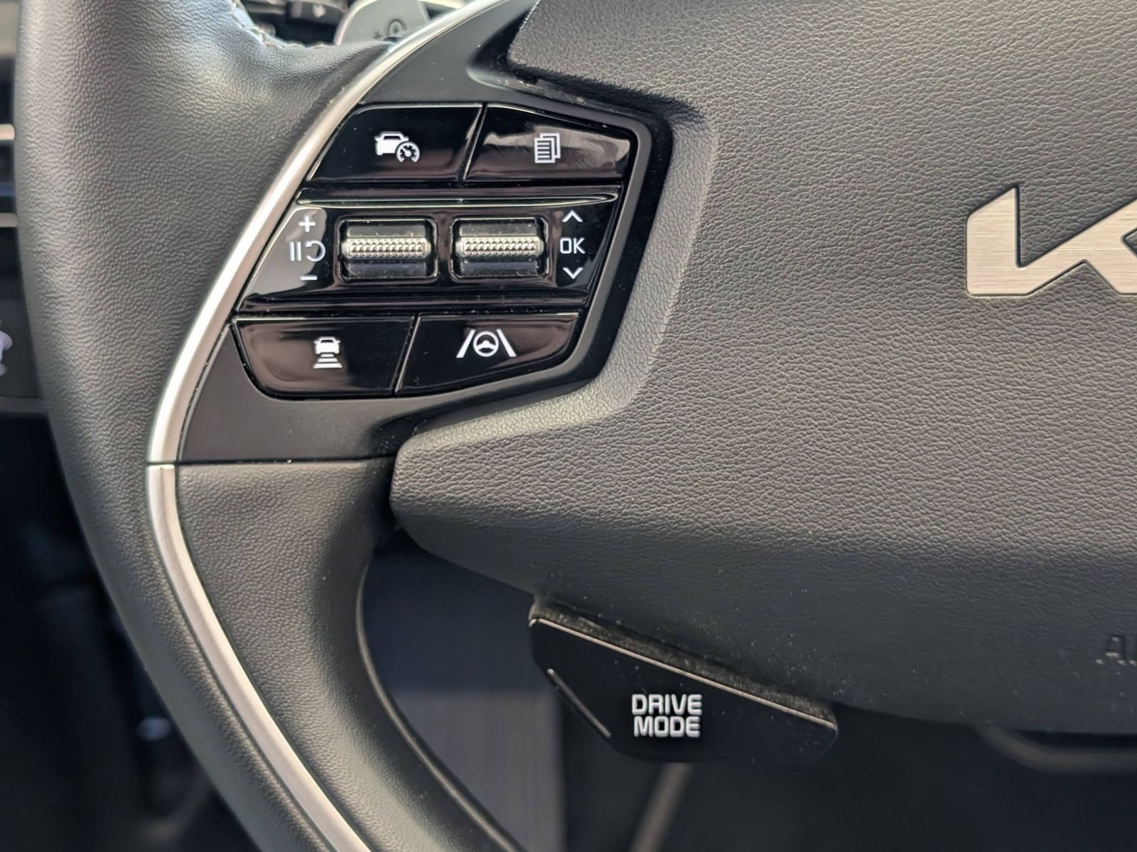 KIA EV6  AWD 77.4 kWh GT-line Glasdach AHK Design – Bild 34