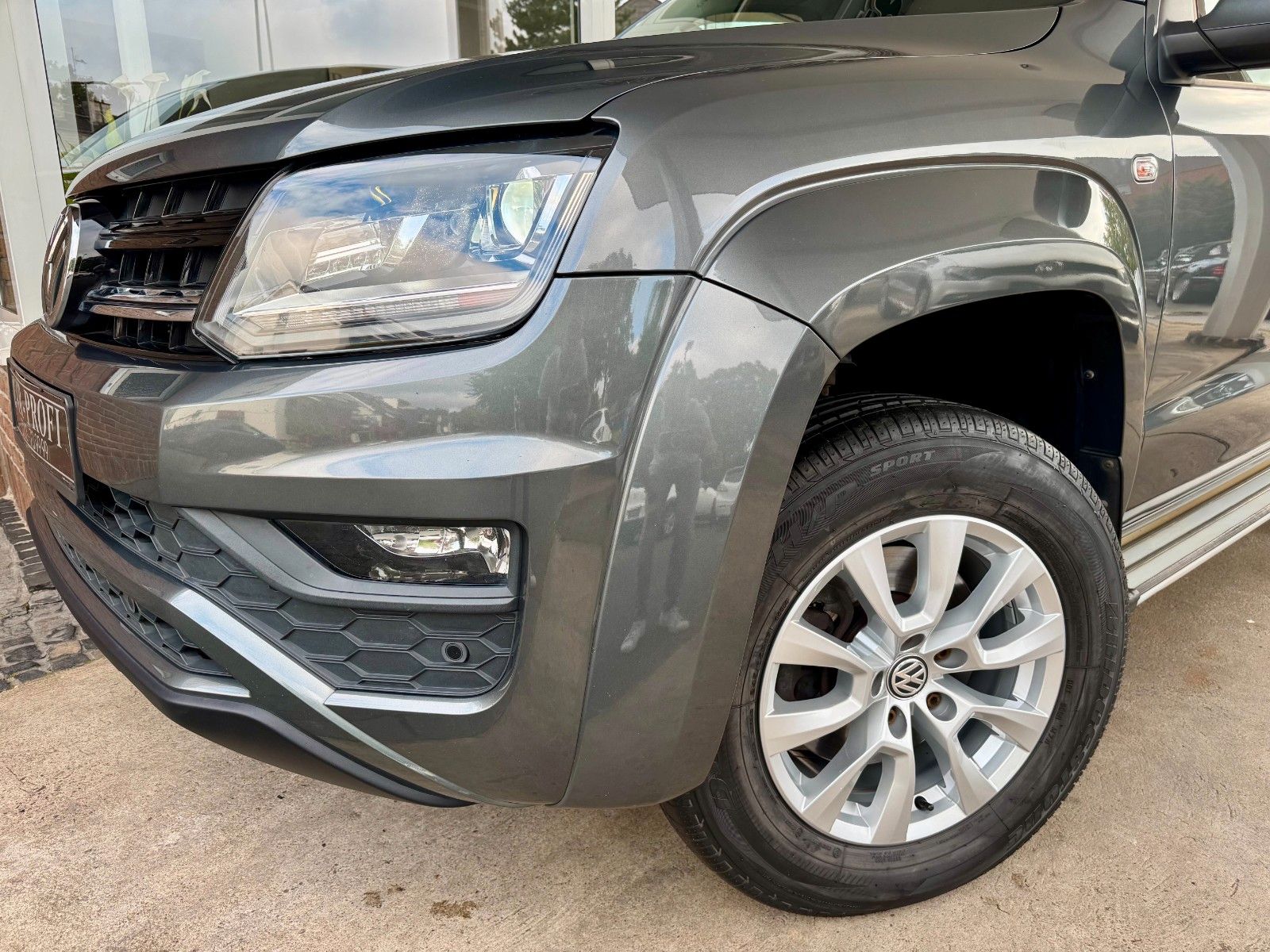 Fahrzeugabbildung Volkswagen Amarok DoubleCab 4Motion DSG/Navi/Kamera/1.Hand