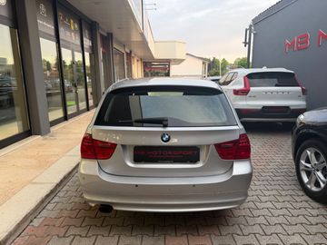 BMW 318 - 4