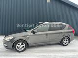 Kia cee'd Sportswagon,Klima,Alu,USB, - Kia aus 2011: Cee D