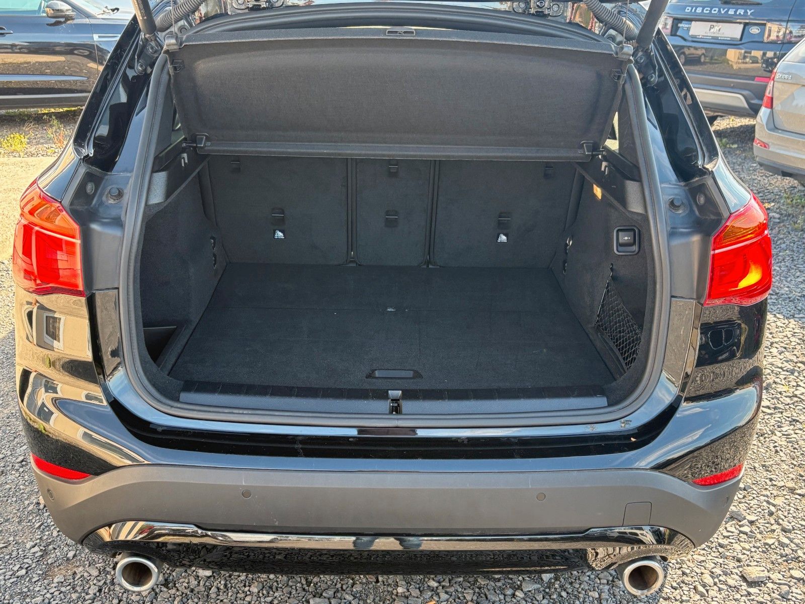 Fahrzeugabbildung BMW X1 sDrive18d Aut. Navi Leder M SPORTLENKRAD 1.HD