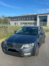 Skoda Oktavia 1.4 TSI / 06.2015 / 219.000km - Skoda Octavia: 00