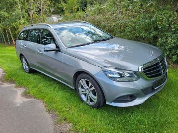 Mercedes E 220 - 5