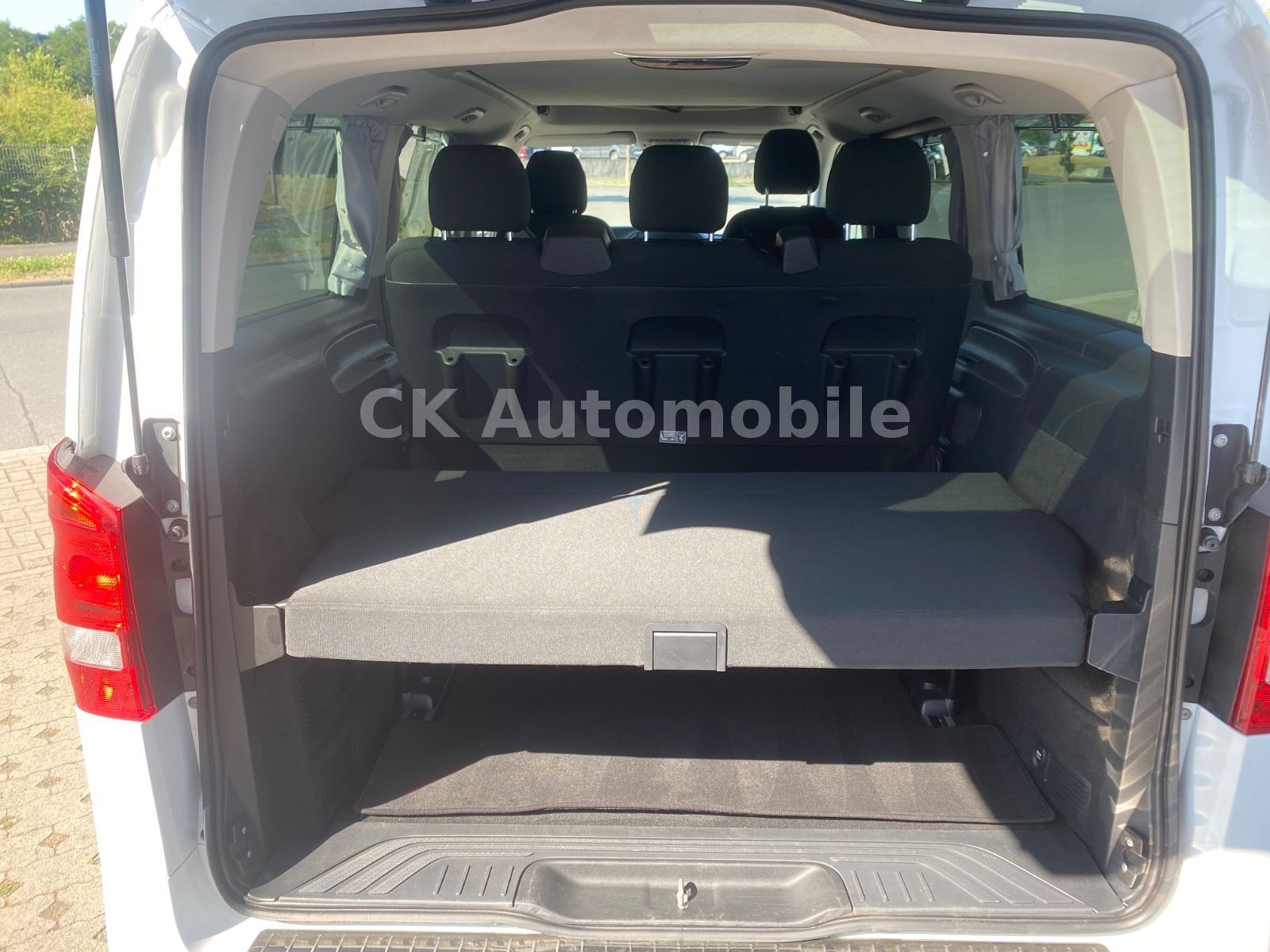Fahrzeugabbildung Mercedes-Benz Vito 116 CDI Marco Polo ACTIVITY Edition/5 Sitze