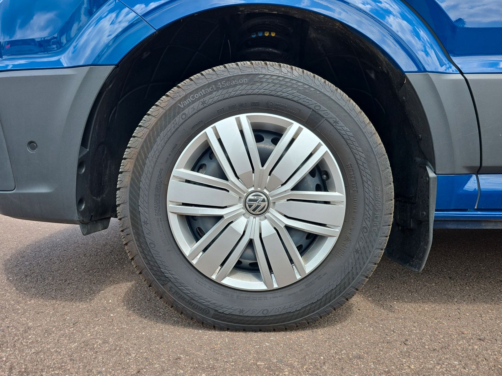 Fahrzeugabbildung Volkswagen Grand California 680 DSG LED STANDHZG AHK