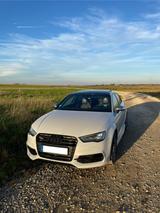 Audi S3 Limousine 2.0 TFSI qu. Pano ACC LED Navi - Audi S3: Schiebedach