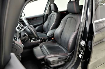 BMW 220 Gran Tourer - 10