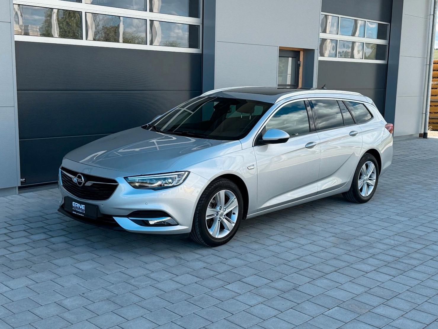 Opel Insignia B Sports Tourer | AUTOMATIK LED PANO
