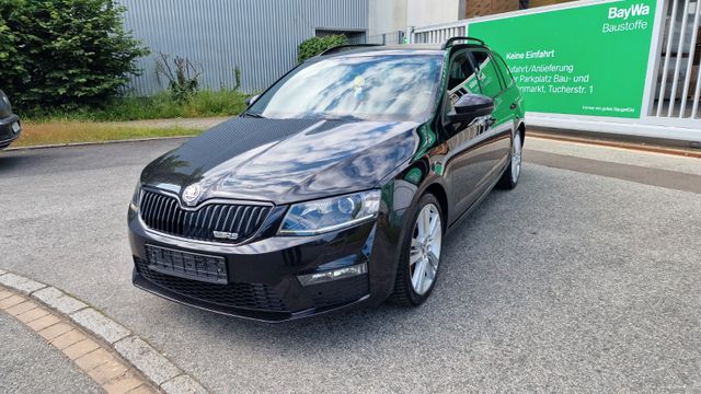 Skoda Octavia Combi RS *Vollleder*Navi*Bi-Xenon*NeuTuv