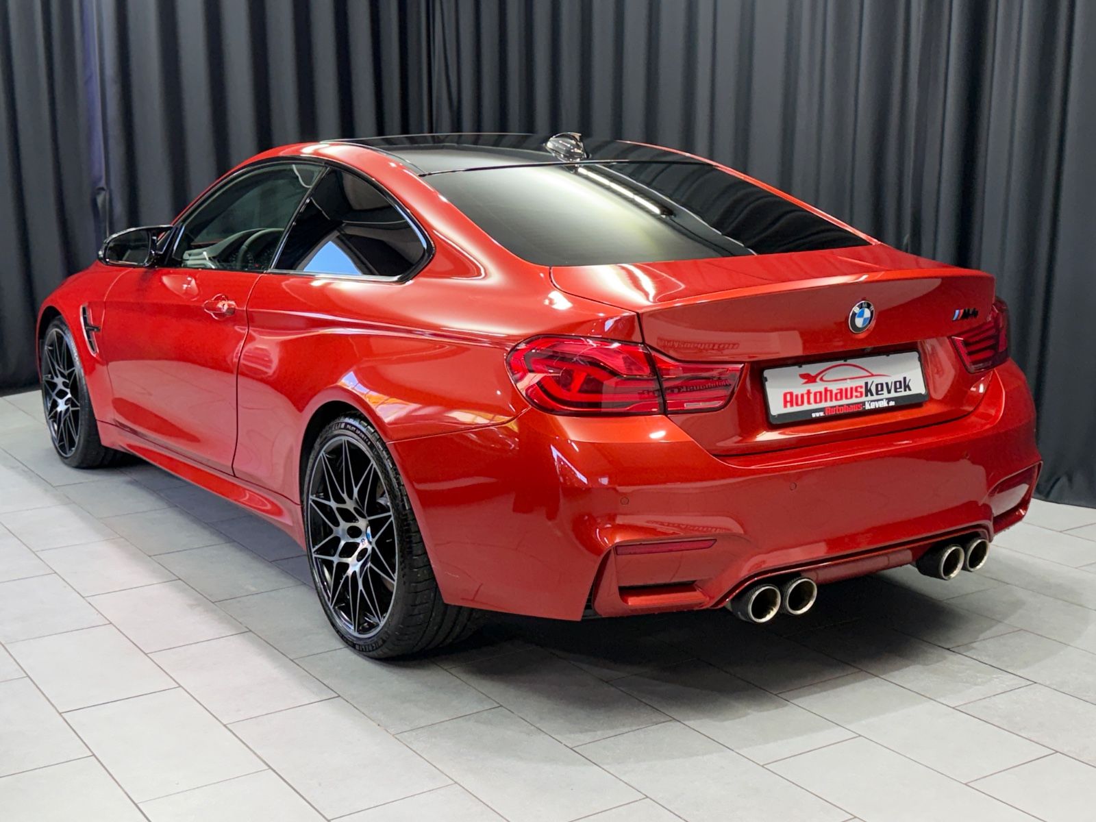 Fahrzeugabbildung BMW M4 Competition Coupe |NGM|LCI|H/K|DE-FZG