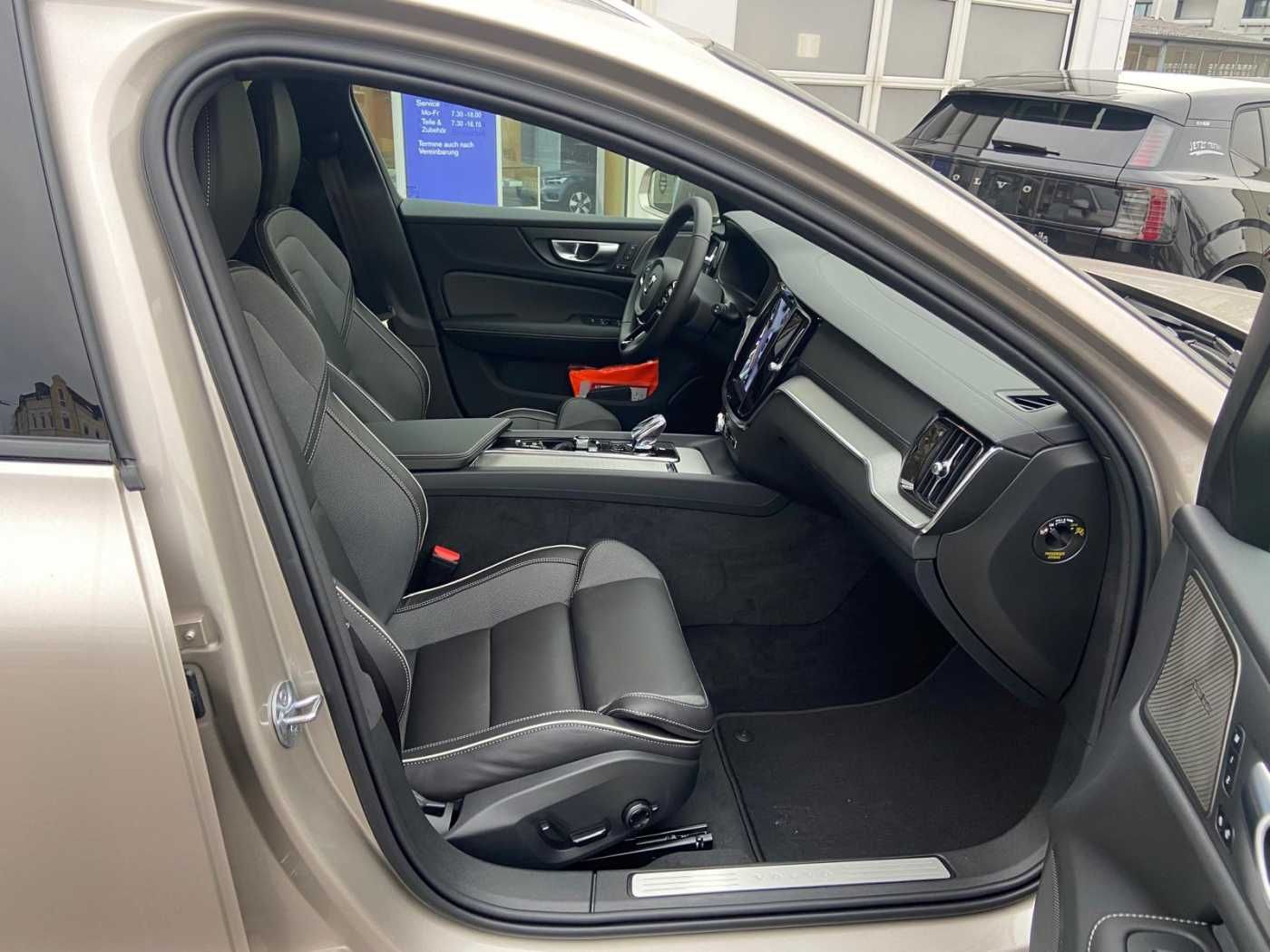 Volvo V60 CC B4 AWD Ultimate,Pano360°20''STH,HUD,SpSit foto 11