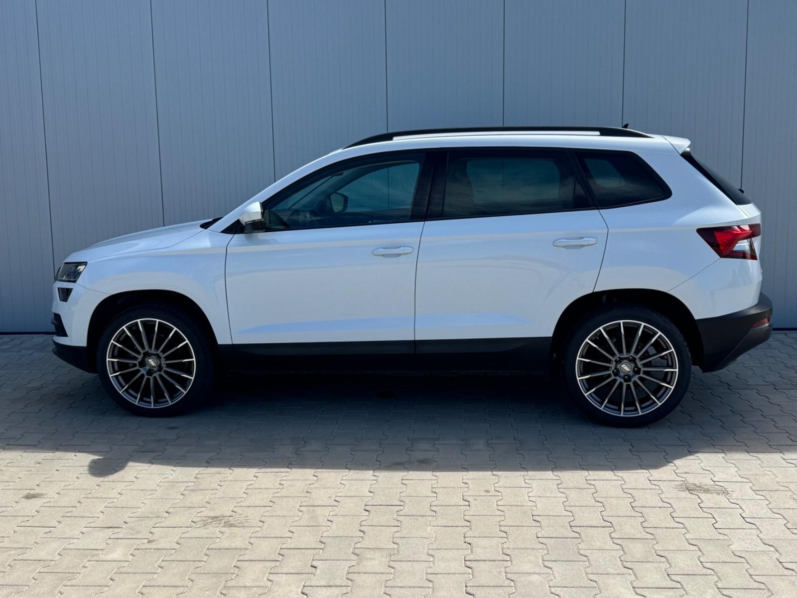 Skoda Karoq 1.5 TSI DSG LED/Tel/Sitzheiz.CarPlay