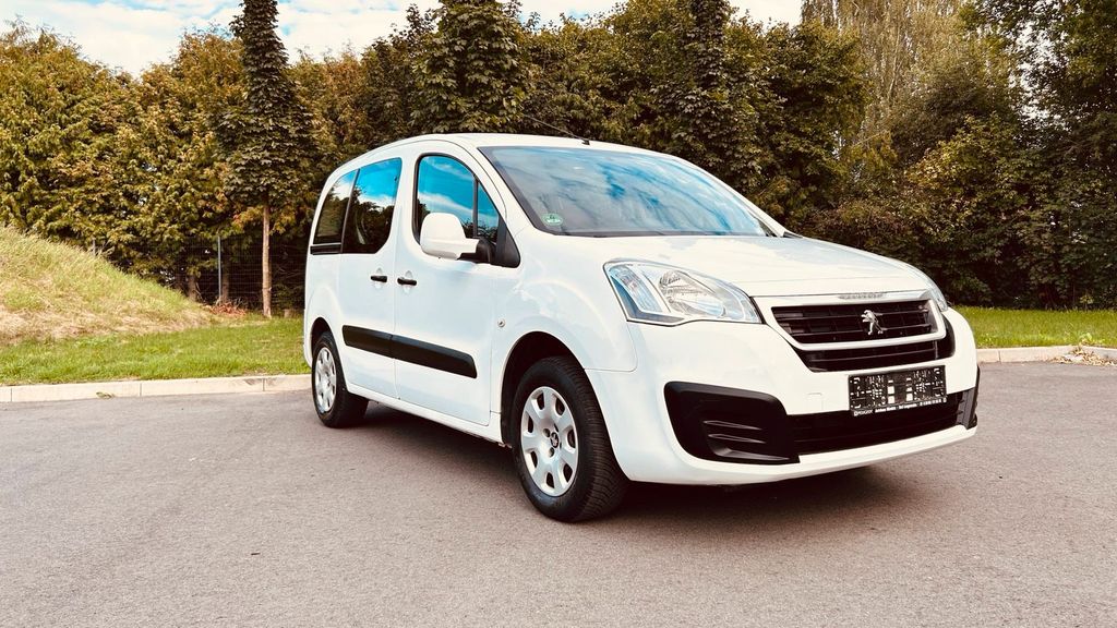 Image of Peugeot Partner Tepee