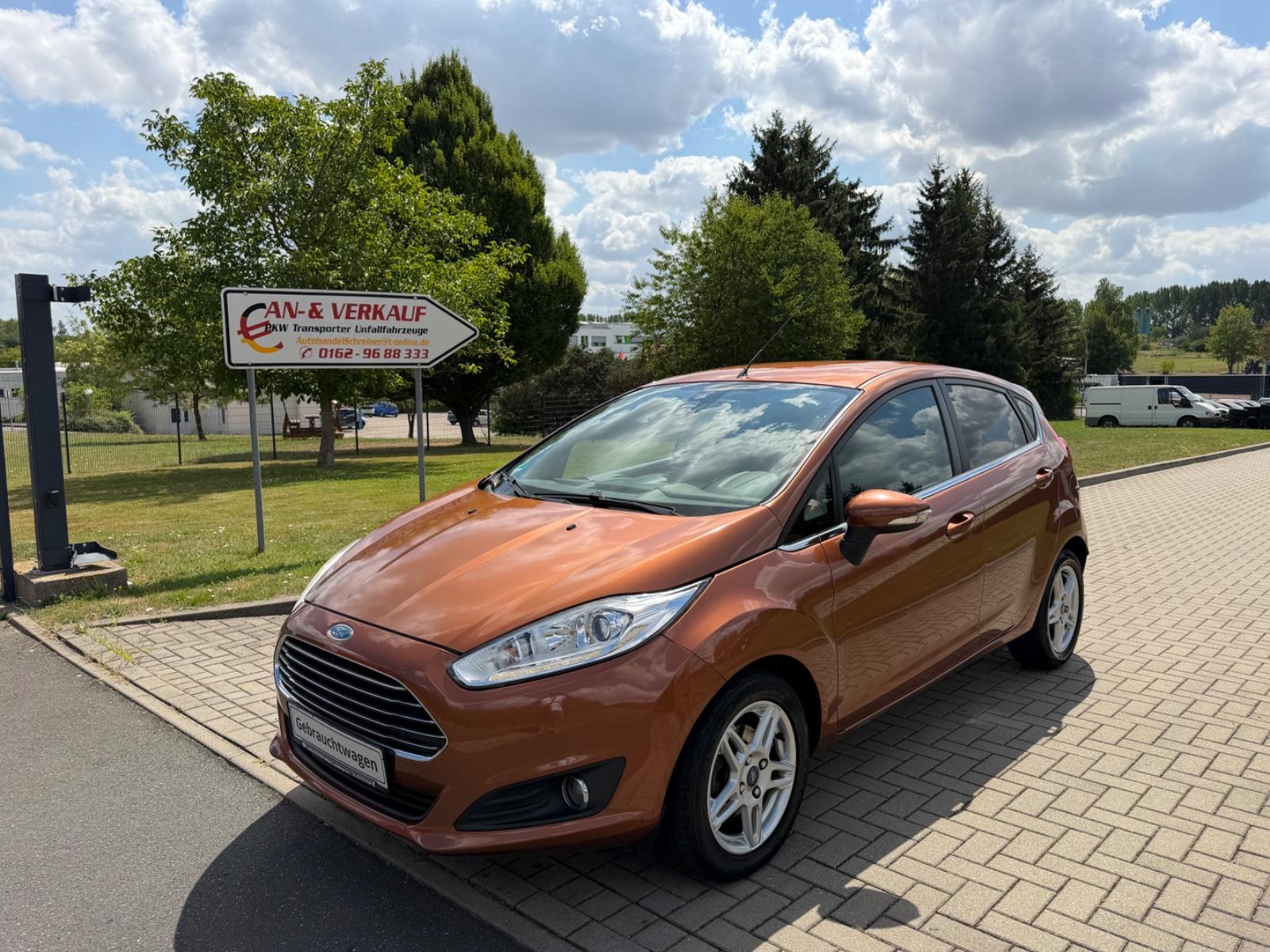 Ford Fiesta Titanium 1.0 Benzin/Klimaautomat/TÜV NEU