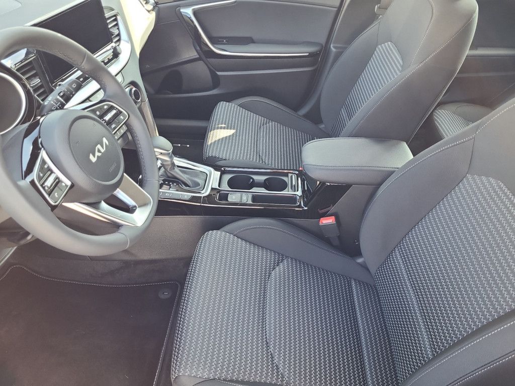 Fahrzeugabbildung Kia Ceed Sportwagon DCT 1.5 T-GDI Spirit
