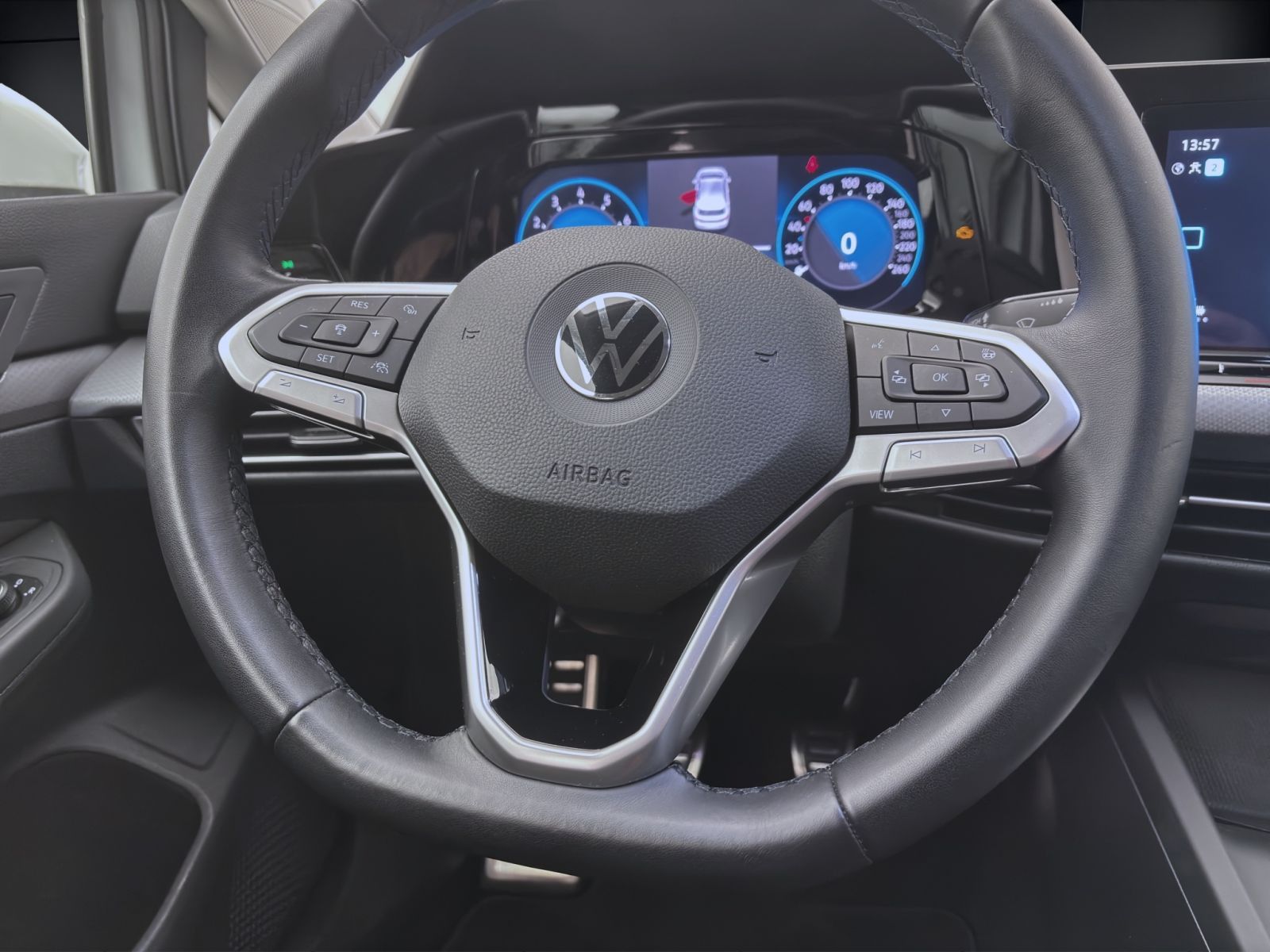 Volkswagen Golf - Bild 12