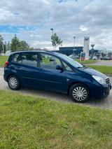 Toyota Verkaufe Toyota Corolla Verso Baujahr 09/2002 - gebrauchte Toyota Corolla Verso aus dem Jahr 2002