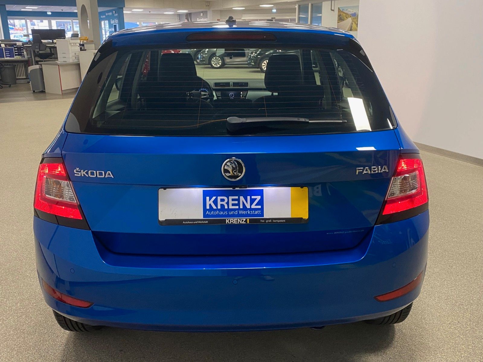 Fahrzeugabbildung SKODA Fabia 1.0l TSI Ambition+KAMERA+AndroidAuto+ALU++