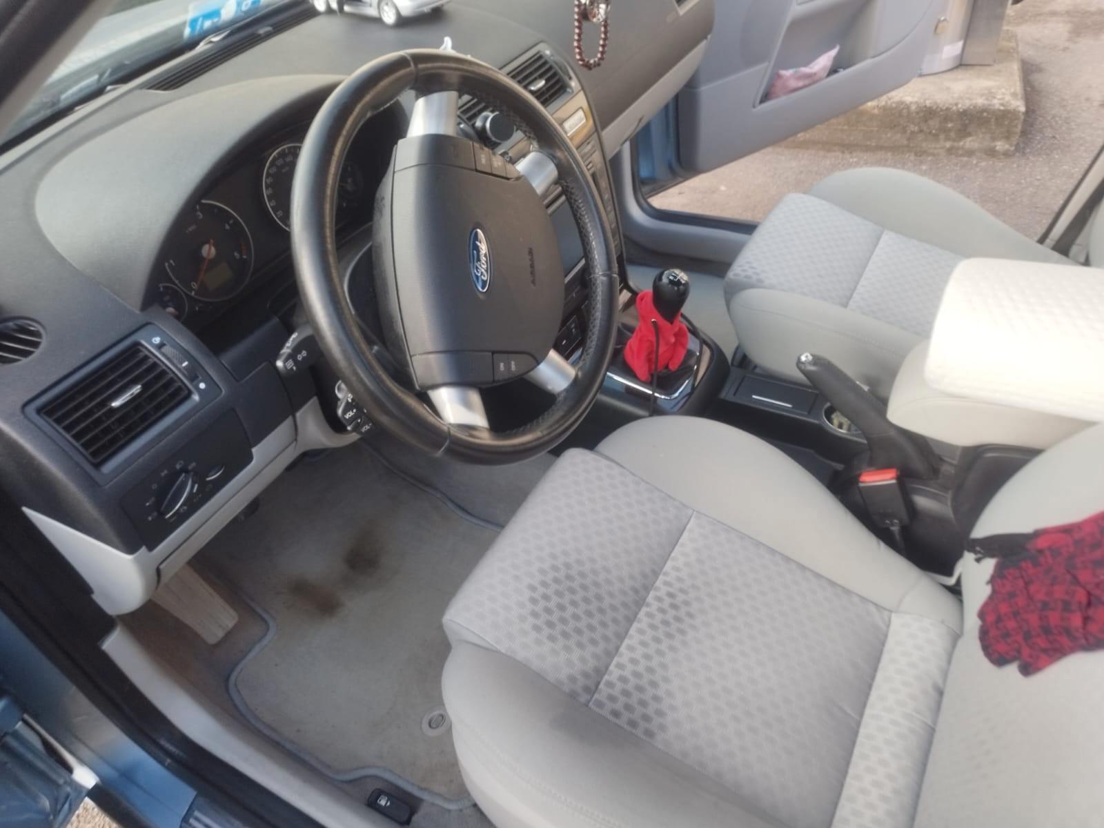 Ford Mondeo 2004 — двигун 1.998 cm³, 131 HP (96kW)