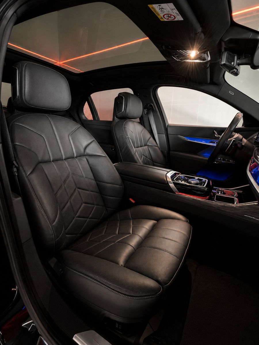 BMW 740 d xDrive 22*BBS/360/B&W/HUD/PANO/ICONIC-GLOW foto 25