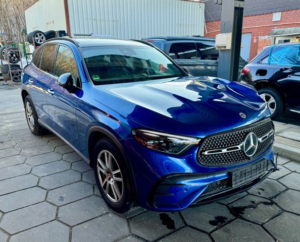 Mercedes-Benz GLC 300 d 4Matic AMG Pano 360k AHK Laser Ambient