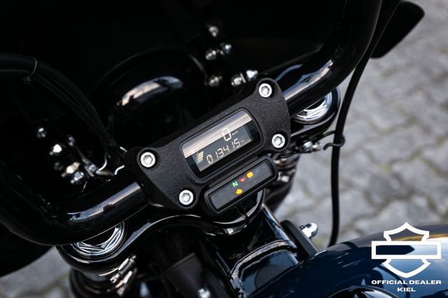 Fahrzeugabbildung Harley-Davidson STREET BOB FXBB SOFTAIL - CLUBSTLYE  JEKILL&HYDE