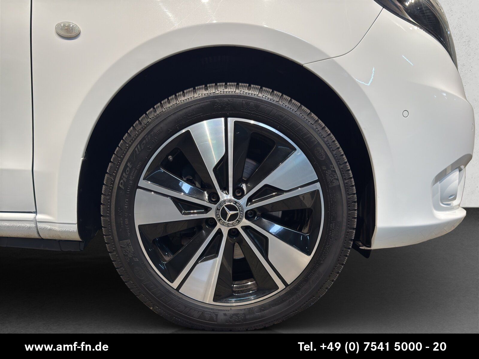 Vito 114 CDI L TOURER 8-SITZE AHK RFK