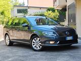 Volkswagen Passat Variant 1.6 DIESEL 105cv / Uni - VW Passat Diesel von 2011