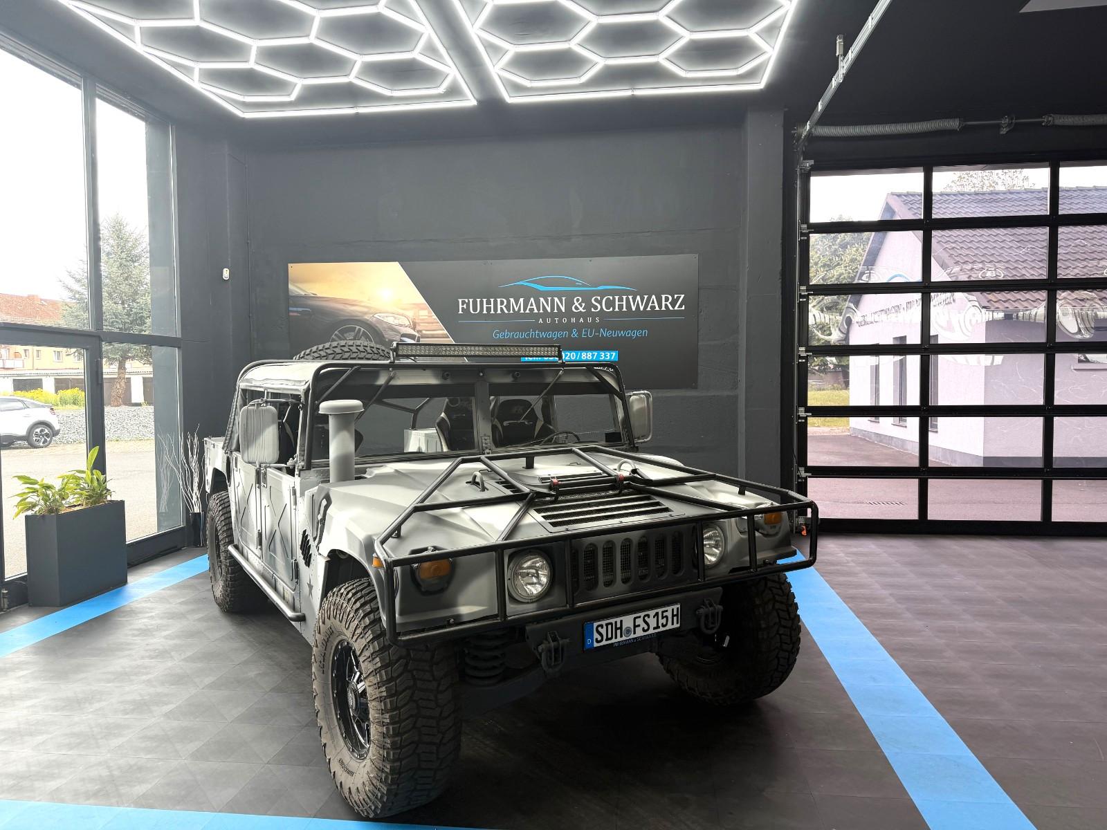 Hummer M998