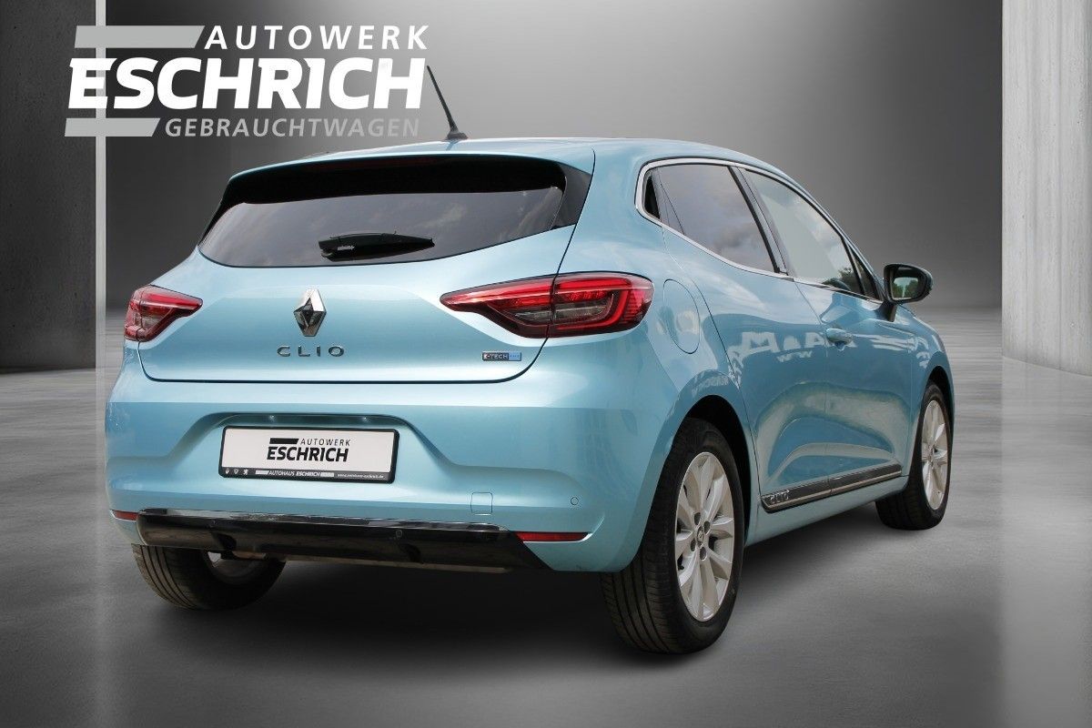 Fahrzeugabbildung Renault Clio V Intens Hybrid Automatik