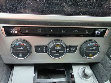 Volkswagen Passat Variant - 8