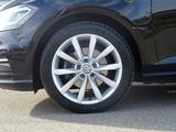 Volkswagen Golf VII 2.0 TDI BMT Highline Navi/Distronic/LED - Volkswagen Golf mit Diesel-Antrieb: Standheizung
