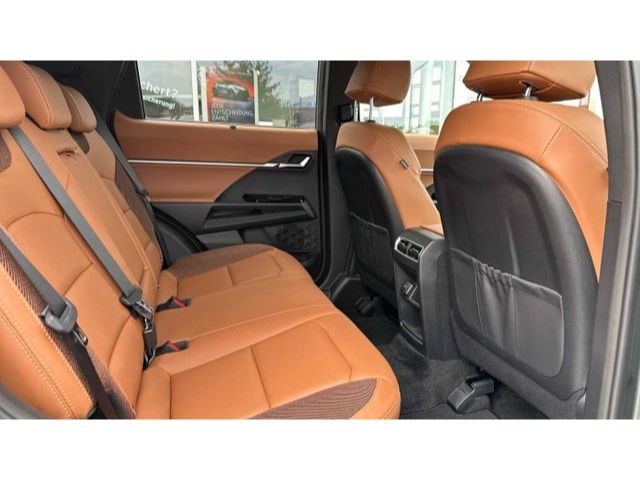 Fahrzeugabbildung Ssangyong Torres 1.5 T-GDi 2WD Automatik Forest Edition