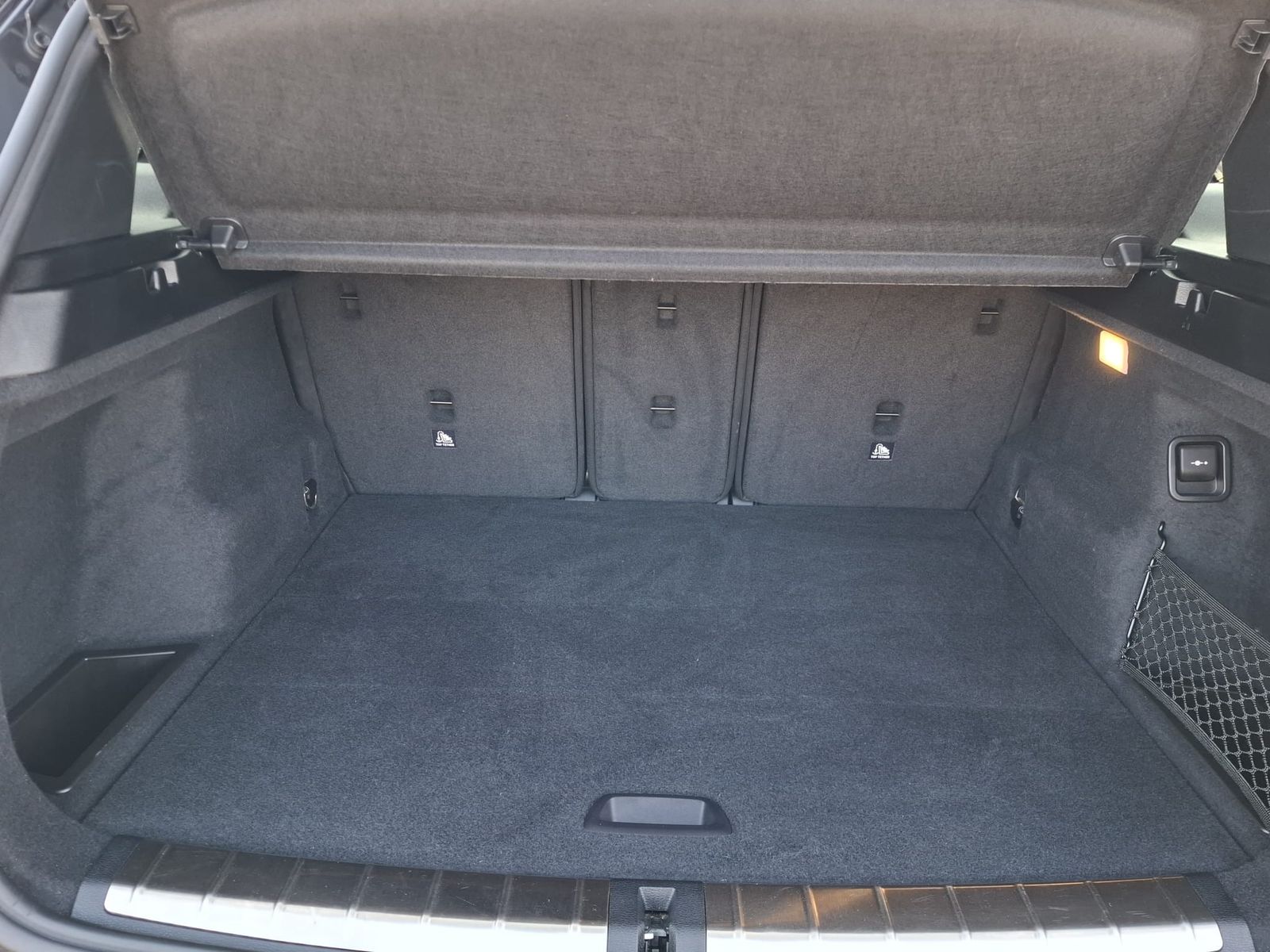 Fahrzeugabbildung BMW X1 xDrive 20 d M Sport PANO*LED*ACC*H&amp;K*HUD*AppC